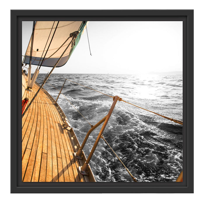 schief liegendes Segelboot Schattenfugenrahmen Quadratisch 40x40