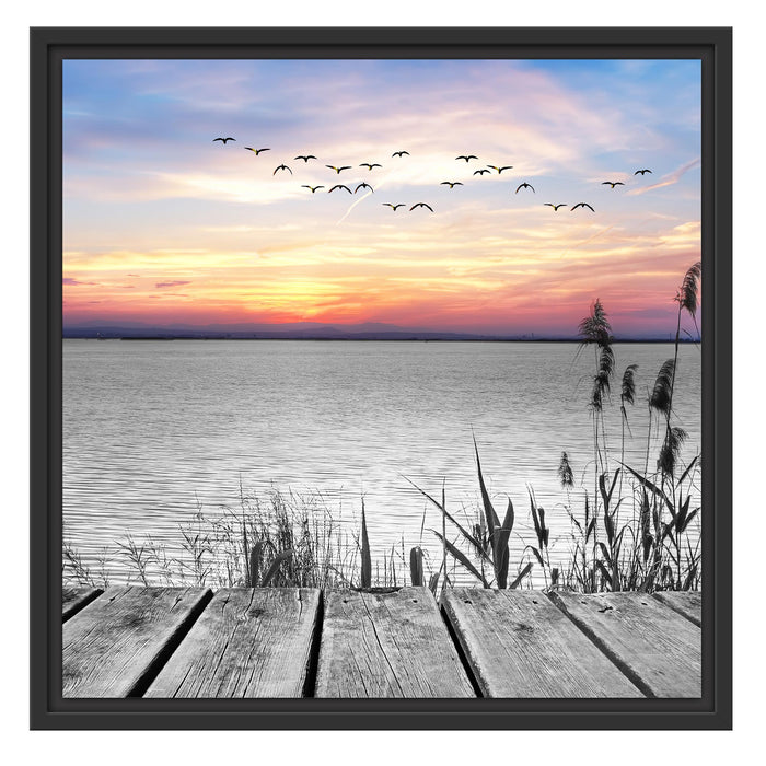 Steg mit Ausblick auf das Meer Schattenfugenrahmen Quadratisch 55x55