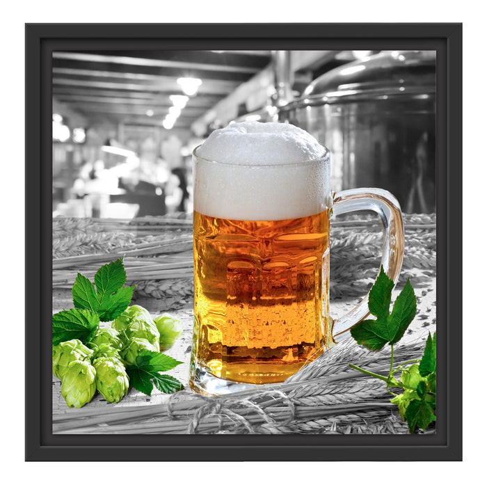 Frisches Bier mit Schaumkrone Schattenfugenrahmen Quadratisch 40x40