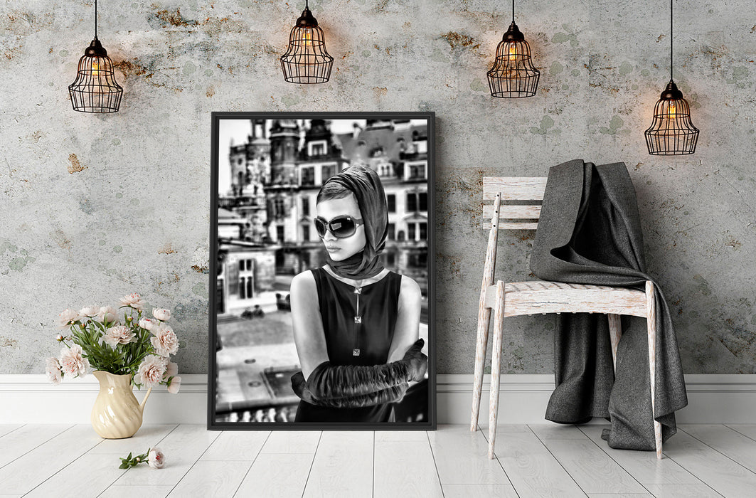 Audrey in Paris Schattenfugenrahmen Wohnzimmer