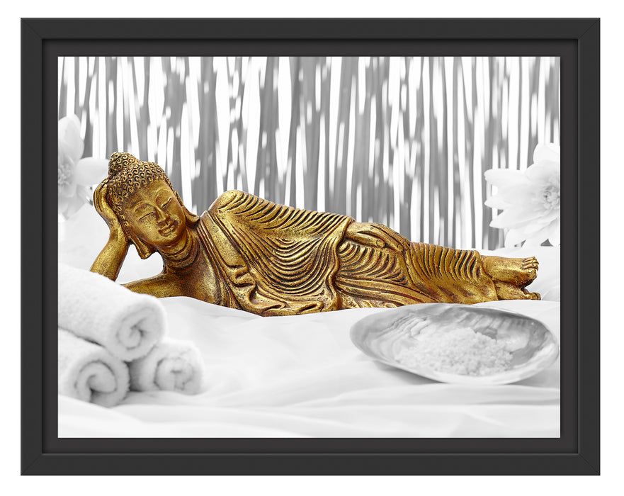 goldener Buddha auf Handtuch Schattenfugenrahmen 38x30