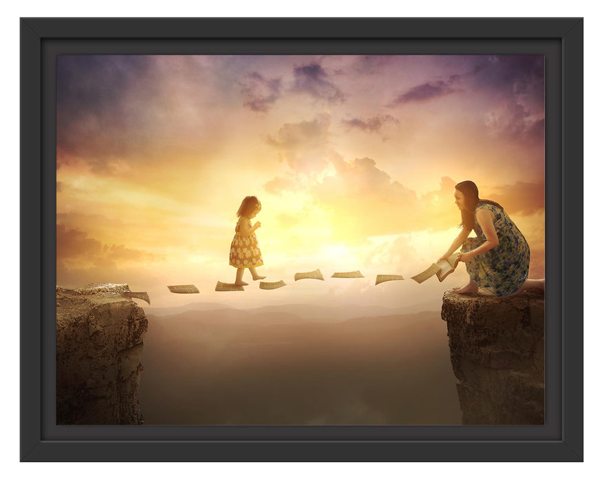 Pixxprint Kind läuft auf Papier über Abgrund, im Schwebe-Effekt Bilderrahmen