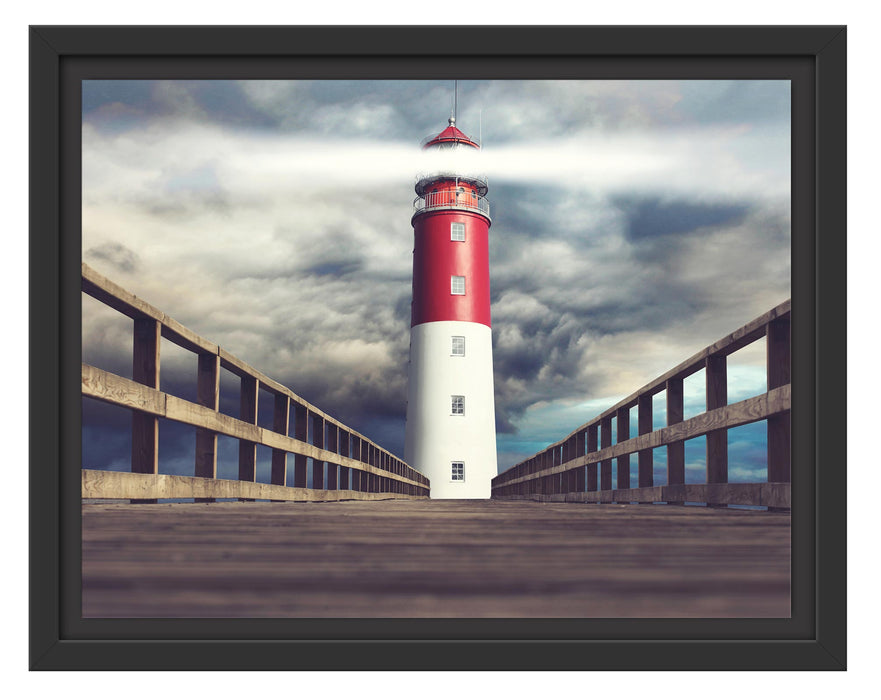 Pixxprint Leuchtturm am Ende eines Stegs, im Schwebe-Effekt Bilderrahmen