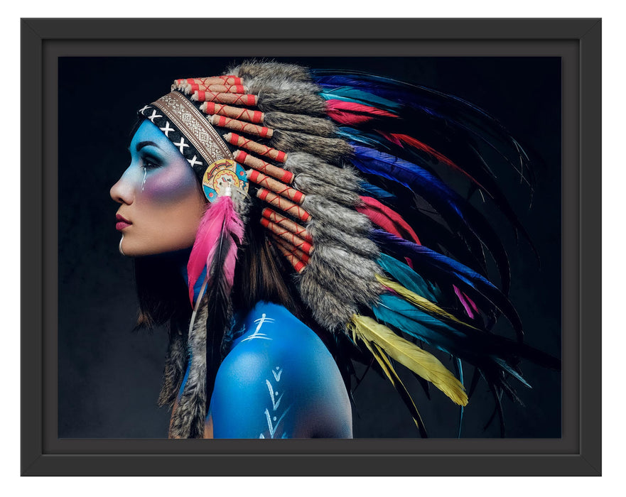 Pixxprint Frau mit buntem indianischen Kopfschmuck, im Schwebe-Effekt Bilderrahmen