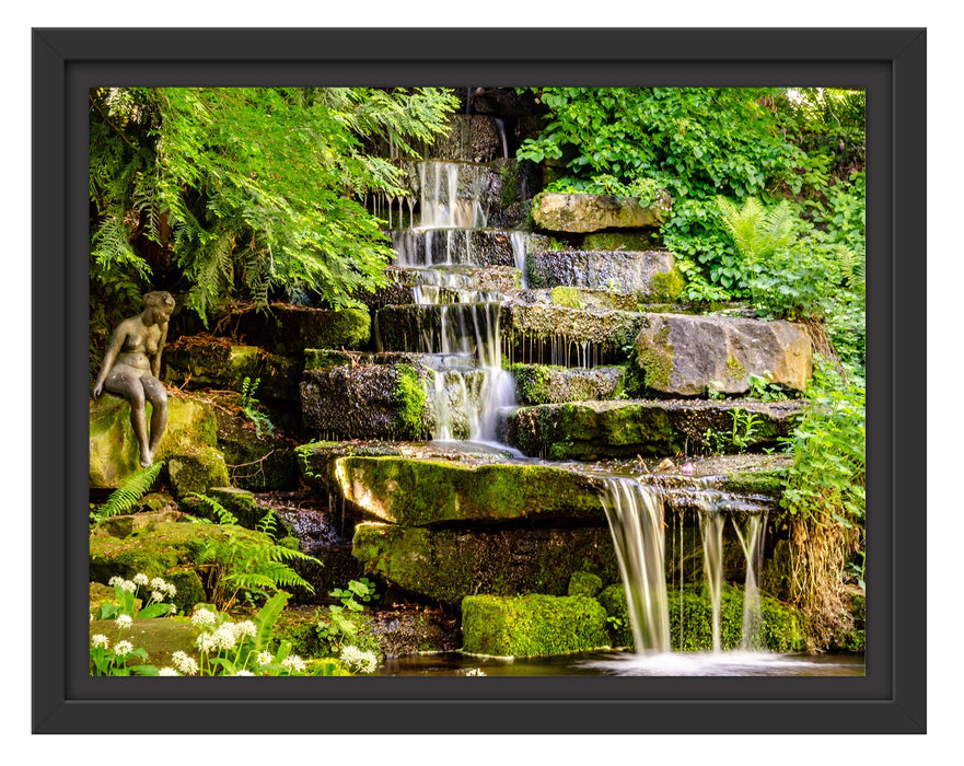 Pixxprint Kleiner Wasserfall über Steinplatten, im Schwebe-Effekt Bilderrahmen