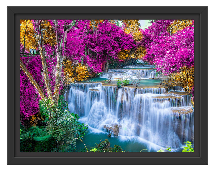 Pixxprint Kaskaden zwischen bunt blühenden Bäumen, im Schwebe-Effekt Bilderrahmen