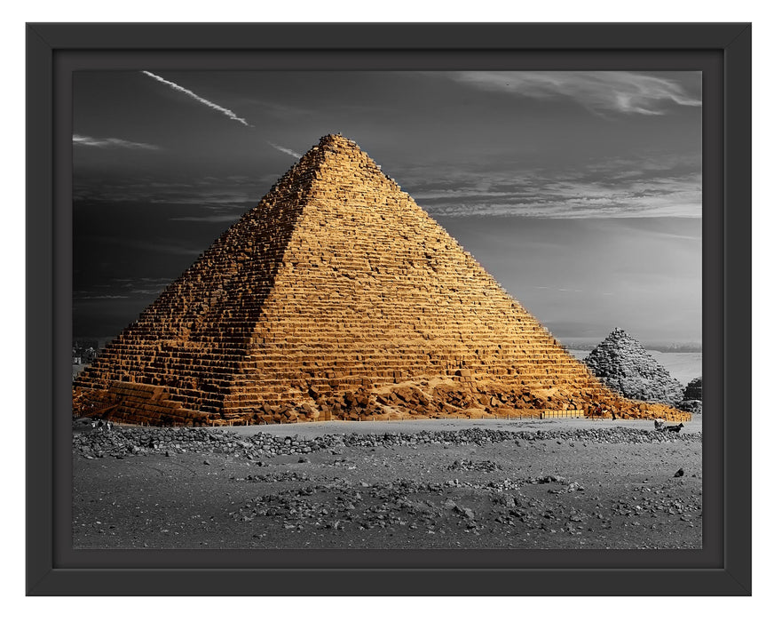 Pixxprint Ägyptische Pyramiden bei Sonnenuntergang B&W Detail, im Schwebe-Effekt Bilderrahmen