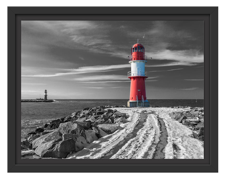 Pixxprint Molentürme in Warnemünde im Winter B&W Detail, im Schwebe-Effekt Bilderrahmen