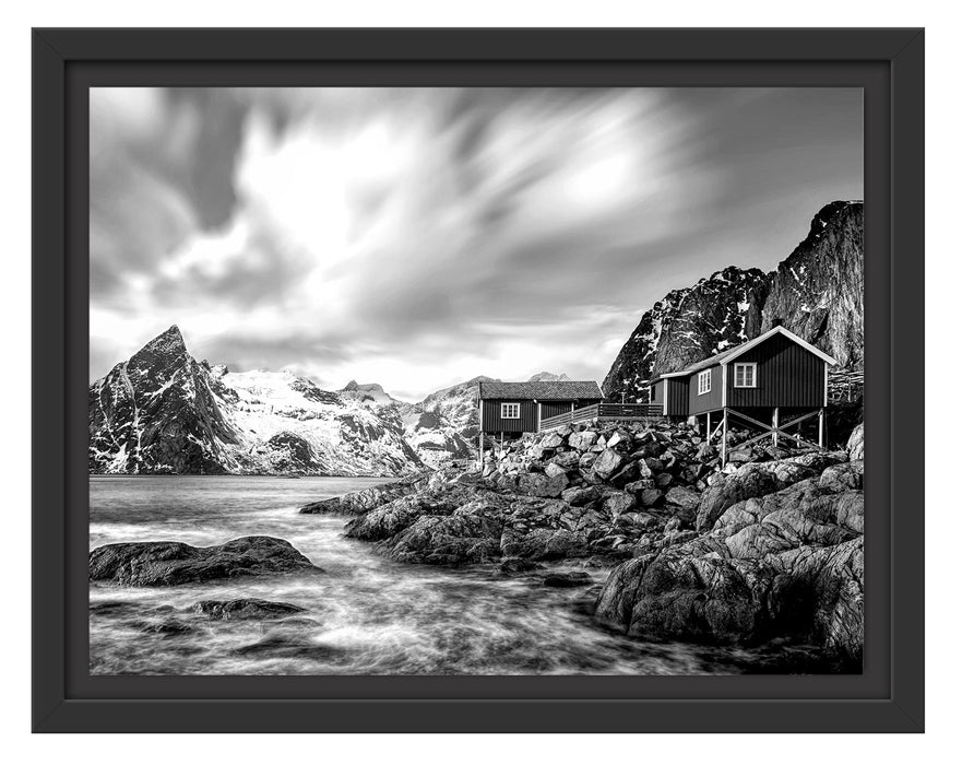 Pixxprint Einsames rotes Haus am Meer in Norwegen, Monochrome, im Schwebe-Effekt Bilderrahmen