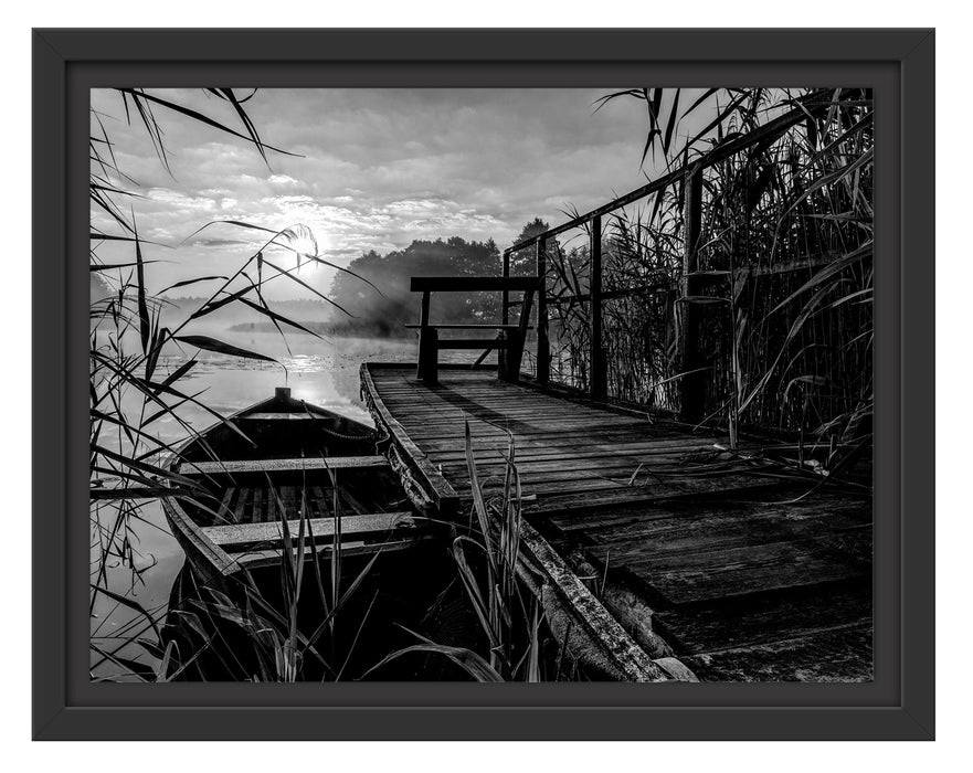 Pixxprint Bootssteg am See bei Sonnenuntergang, Monochrome, im Schwebe-Effekt Bilderrahmen