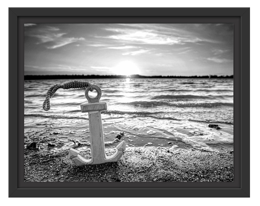 Pixxprint Anker am Ostseestrand im Sonnenuntergang, Monochrome, im Schwebe-Effekt Bilderrahmen