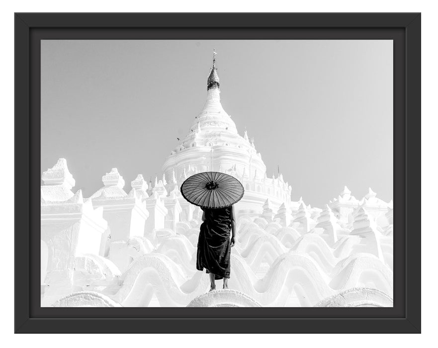 Pixxprint Mönch in rotem Gewand vor weißem Tempel, Monochrome, im Schwebe-Effekt Bilderrahmen