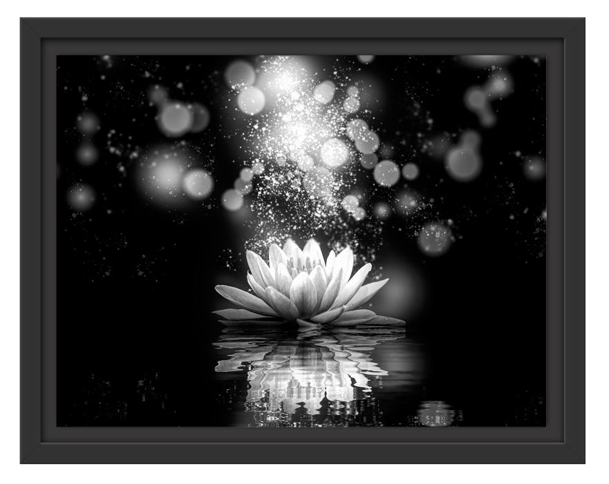 Pixxprint Magische Lotusblüte mit Glitzerstaub, Monochrome, im Schwebe-Effekt Bilderrahmen