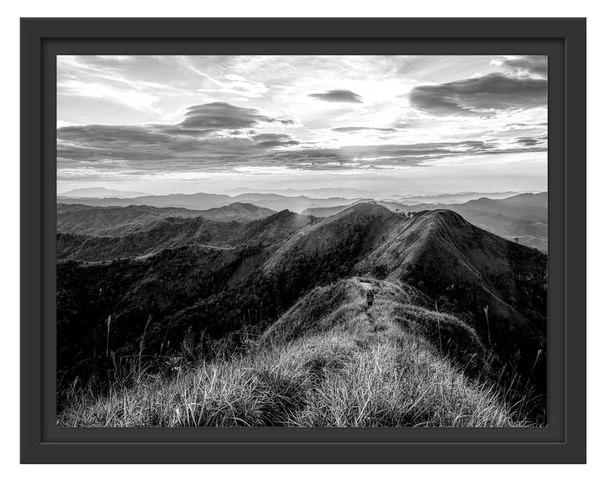Pixxprint Gebirgszug bei Sonnenuntergang, Monochrome, im Schwebe-Effekt Bilderrahmen