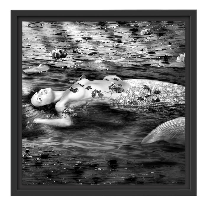 Meerjungfrau im Wasser liegend Schattenfugenrahmen Quadratisch 40x40
