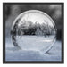 Eiskugel Winterlandschaft Schattenfugenrahmen Quadratisch 55x55