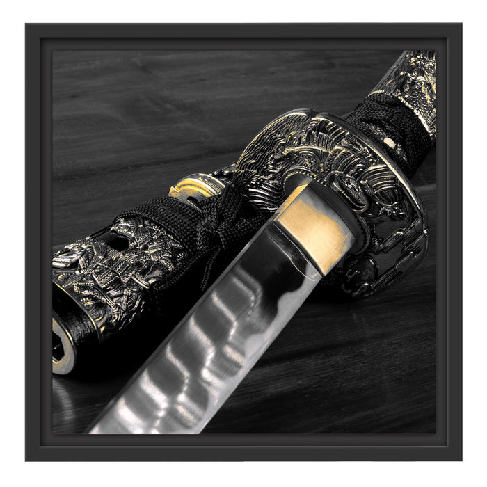 strahlendes Samurai-Schwert Schattenfugenrahmen Quadratisch 40x40