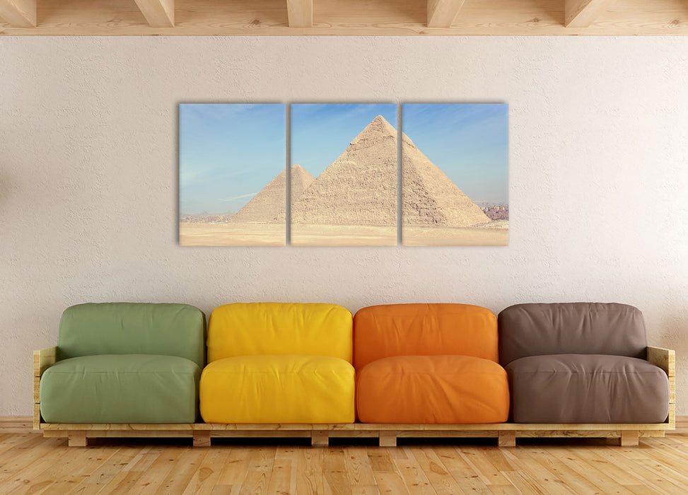 Beeindruckende Pyramiden von Gizeh, XXL Leinwandbild als 3 Teiler