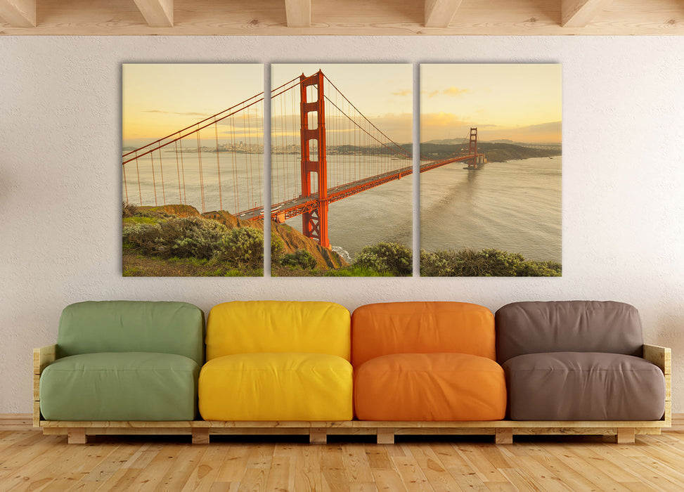 Prächtige Golden Gate Bridge, XXL Leinwandbild als 3 Teiler
