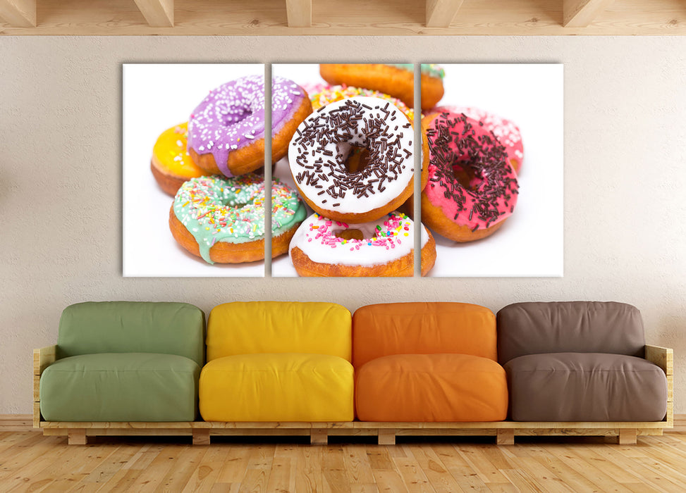 Leckere bunte Donuts, XXL Leinwandbild als 3 Teiler