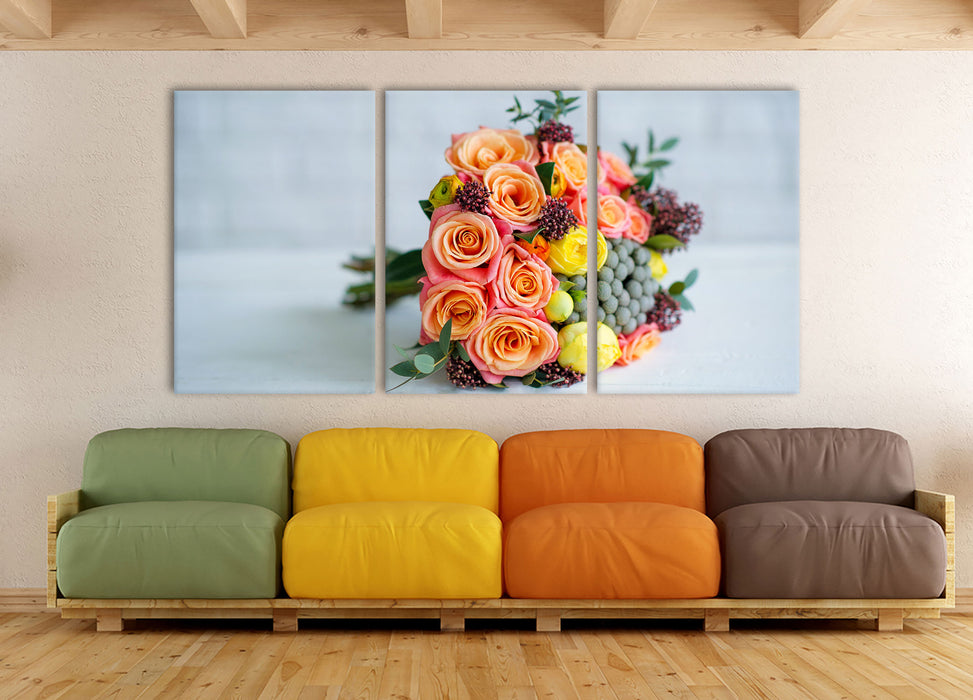 Romantischer Blumenstrauß, XXL Leinwandbild als 3 Teiler