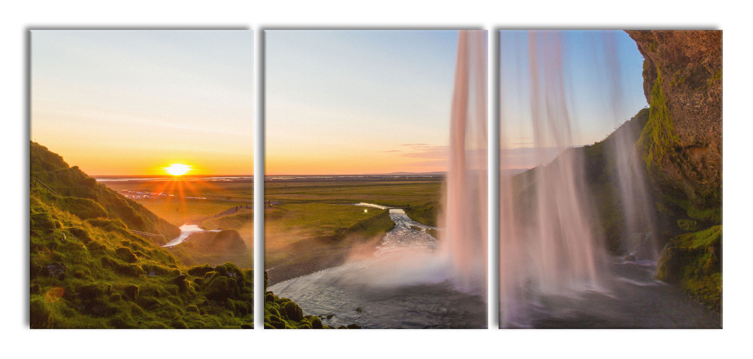 Großartiger Wasserfall, XXL Leinwandbild als 3 Teiler