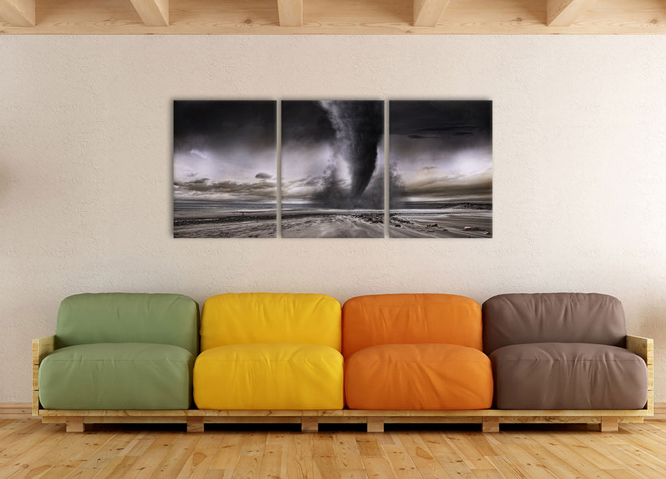 Dramatischer Tornado, XXL Leinwandbild als 3 Teiler