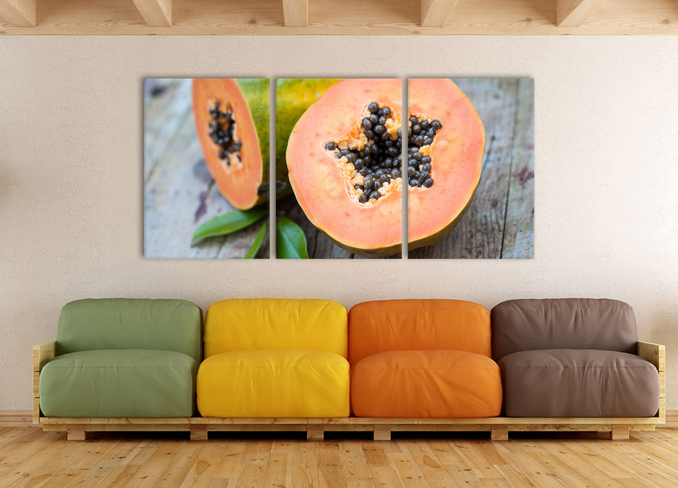Genüssliche Papaya aufgeschnitten, XXL Leinwandbild als 3 Teiler
