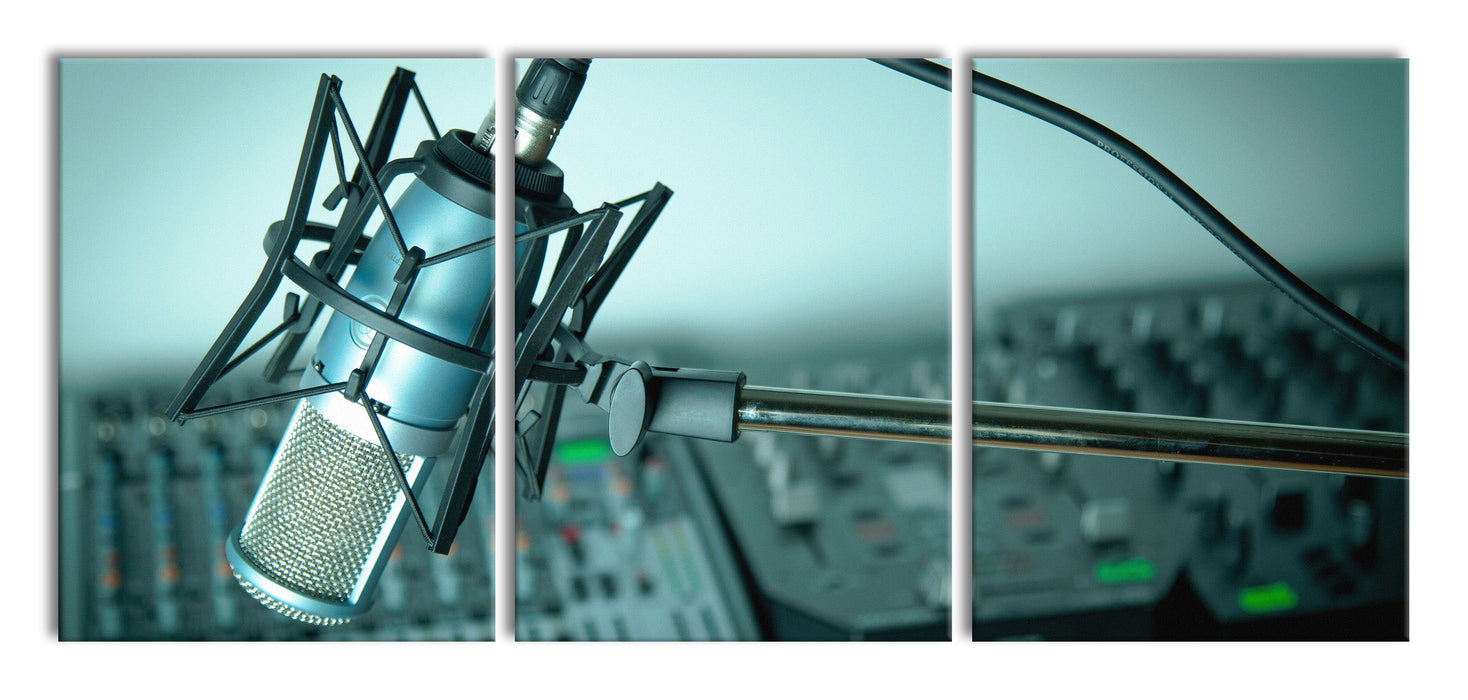Mikrofon mit Musikanlagen, XXL Leinwandbild als 3 Teiler