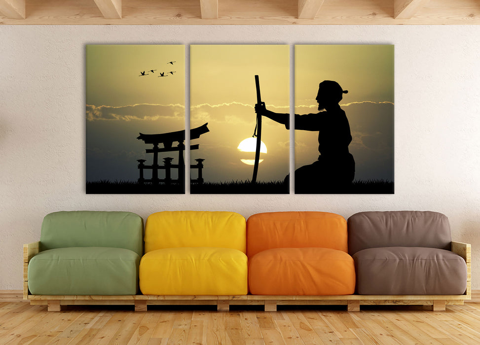 Samurai-Meister vor Horizont, XXL Leinwandbild als 3 Teiler