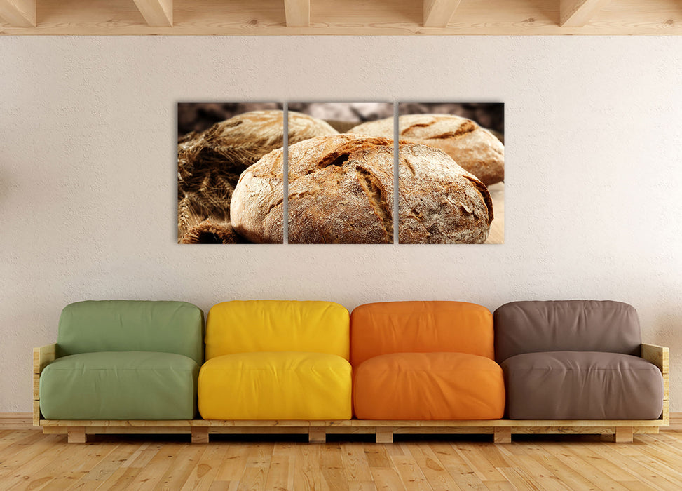 Frisch gebackenes Brot, XXL Leinwandbild als 3 Teiler