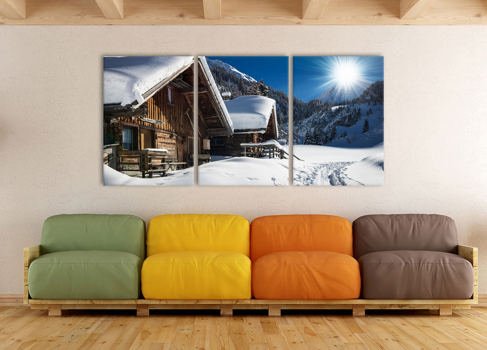 Verschneite Alpenhütte, XXL Leinwandbild als 3 Teiler