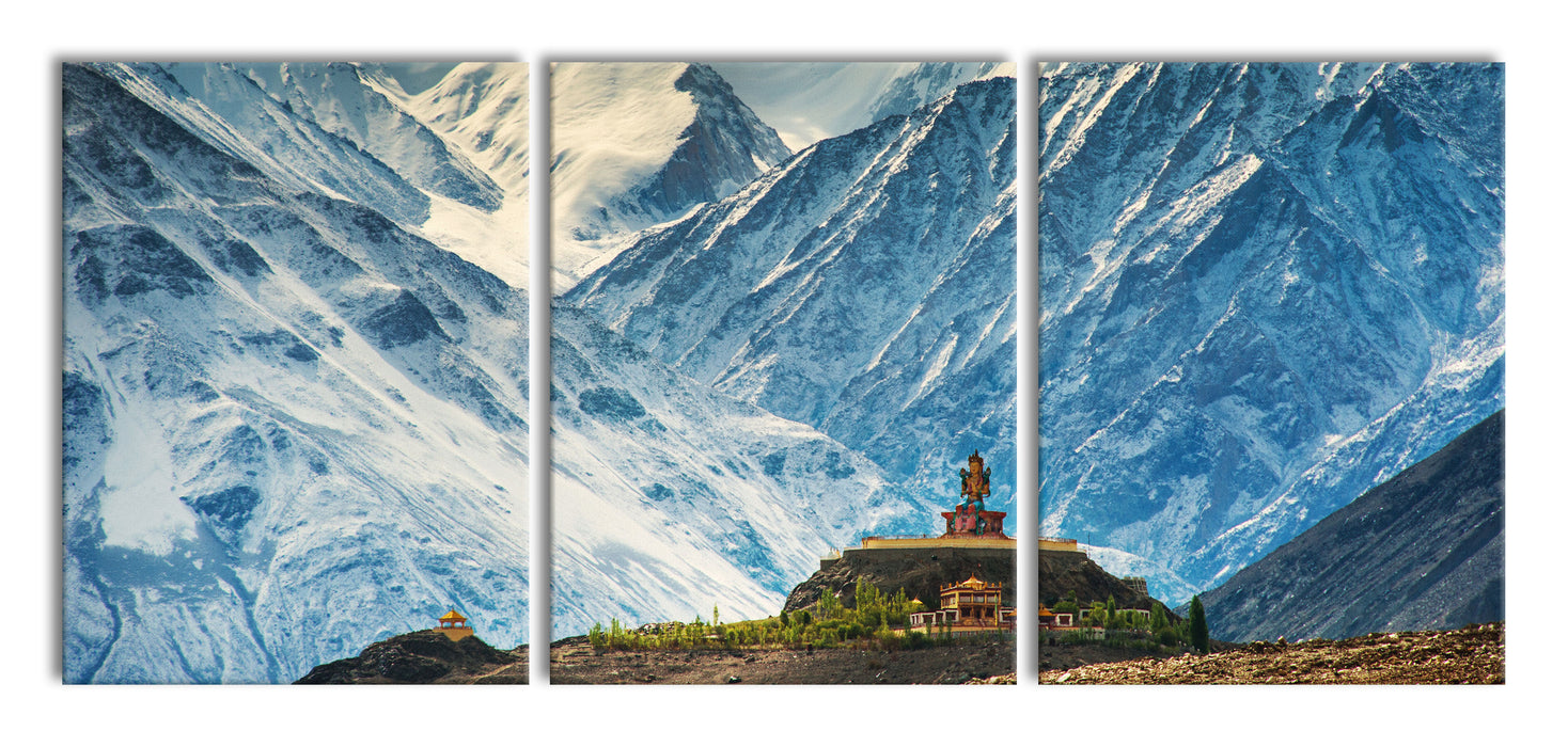 Tempel an Bergen in Tibet, XXL Leinwandbild als 3 Teiler