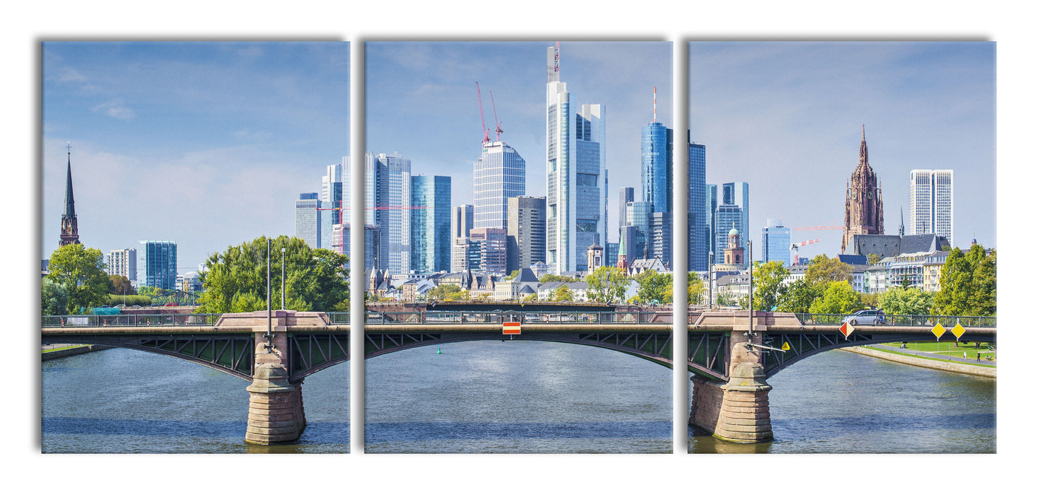 Skyline von Frankfurt am Main, XXL Leinwandbild als 3 Teiler