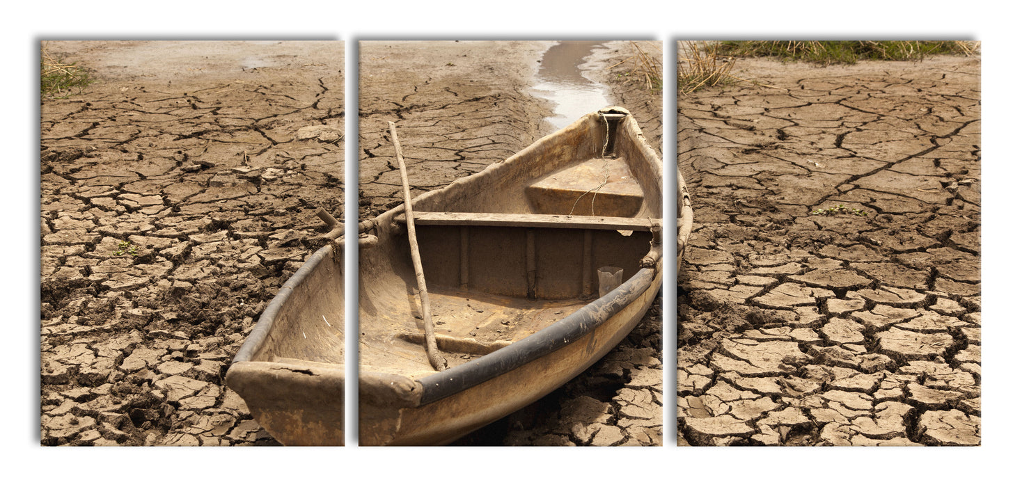 Boot in der Dürre, XXL Leinwandbild als 3 Teiler