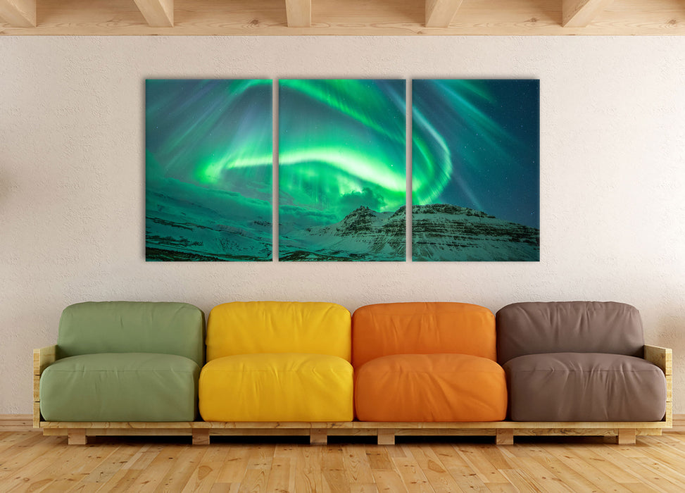 Nordlichter über Island, XXL Leinwandbild als 3 Teiler